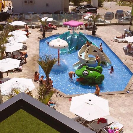 Provence Apartment In Spa N Pool Resort Mamaia Exterior foto